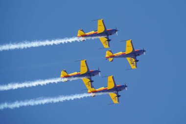 ESKISEHIR, TURKIYE - 17 Eylül 2023: Romen Şahin Aerobik Takımı Sivrihisar SHG Hava Gösterisinde sergilendi