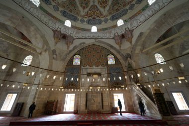 EDIRNE, TURKIYE - 07 Nisan 2024: Edirne City 'deki Uc Serefeli Camii. Cami 1438 ve 1447 yılları arasında inşa edildi.