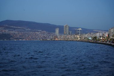 İzmir, TÜRKİYE - 21 Ekim 2023: Türkiye 'nin İzmir Alsancak İlçesi