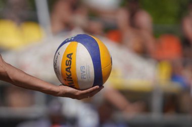 BALIKESIR, TURKIYE - 09 Temmuz 2023: Pro Beach Tour Erdek 'te Mikasa VLS300 top, Balikesir' de Ocaklar Leg