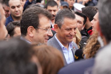 ISTANBUL, TURKIYE - MAYIS 01, 2024: CHP lideri Özgür Özgün Özgün, Uluslararası İşçi Bayramı 'nda Sarachane' de