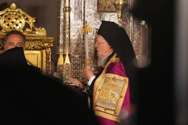 İSTANBUL, TURKIYE - MAYIS 04, 2024: İstanbul Ekümenik Patriği Konstantinopolis Paskalyası sırasında Bartholomew