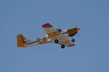 ESKISEHIR, TURKIYE - 16 Eylül 2023: Er Slingsby T67M-200 Firely (2032) Sivrihisar SHG Hava Gösterisi