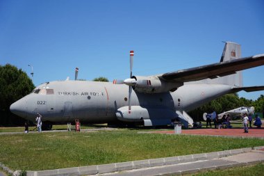 ISTANBUL, TURKIYE - Haziran 01, 2024: Türk Hava Kuvvetleri Transall C-160D (D22) İstanbul Havacılık Müzesi 'nde sergilendi