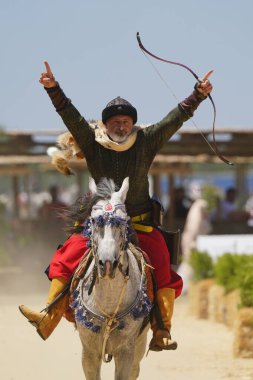 ISTANBUL, TURKIYE - Haziran 08, 2024: Etnospor Kültür Festivali 'nde Binicilik Şovu