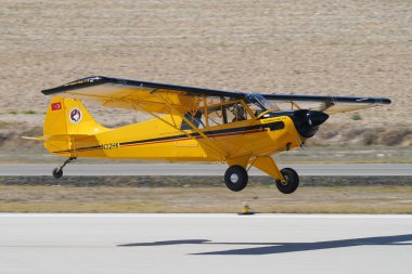 ESKISEHIR, TURKIYE - 17 Eylül 2023: M.S.O Air and Space Museum Aviat A-1B Husky (2431) Sivrihisar SHG Airshow 'da sergilendi