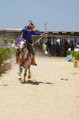 ISTANBUL, TURKIYE - Haziran 08, 2024: Etnospor Kültür Festivali 'nde Binicilik Şovu