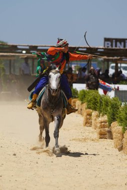 ISTANBUL, TURKIYE - Haziran 08, 2024: Etnospor Kültür Festivali 'nde Binicilik Şovu