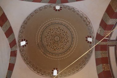 EDIRNE, TURKIYE - Nisan 07, 2024: Eski Cami, Eski Cami, Edirne City. Cami 1414 yılında inşa edildi.