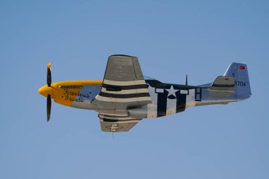 ESKISEHIR, TURKIYE - SEPTEMBER 16, 2023: M.S.O Hava ve Uzay Müzesi Kuzey Amerika P-51D Mustang (122-39608) Sivrihisar SHG Airshow 'da sergilendi