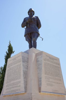CANAKKALE, TURKIYE - 18 Haziran 2024: Chunuk Bayırındaki Atatürk Zafer Heykeli, Conk Bayiri, Gelibolu, Çanakkale