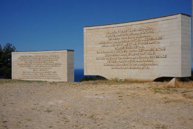 CANAKKALE, TURKIYE - 18 Haziran 2024: Conk Bayiri Mehmetcik Anıtı, Gellipoli