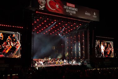 İSTANBUL, TÜRKİYE - 30 Ağustos 2024 İstanbul 'da Türk Zafer Günü Kutlaması