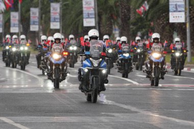 İSTANBUL, TÜRKİYE - 30 Ağustos 2024: Vatan Bulvarı 'nda düzenlenen Türk Zafer Günü geçit töreninde Motorize Jandarma geçidi
