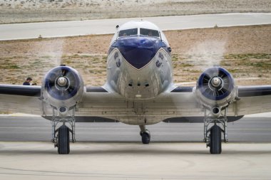 ESKISEHIR, TURKIYE - SEPTEMBER 21, 2024: Private Douglas DC-3A (2204) display in Sivrihisar SHG Airshow clipart