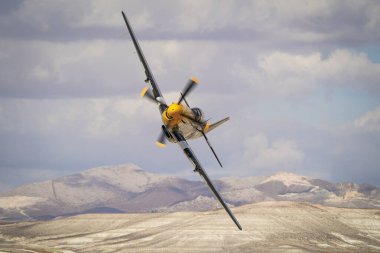 ESKISEHIR, TURKIYE - SEPTEMBER 22, 2024: Private North American P-51D Mustang (122-39608) display in Sivrihisar SHG Airshow clipart