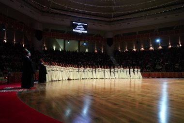 KONYA, TURKIYE - 14 Aralık 2024: Seb-i Arus, Konya 'da Düğün Günü Seb-i Arus sırasında Dervişler