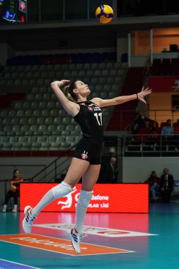 ISTANBUL, TURKIYE - 12 Ocak 2025: Anthi Vasilantonaki, Burhan Felek Spor Salonu 'nda Türk Hava Yollari - Aydin Buyuksehir Belediyespor Türkiye Sultanlar Ligi karşılaşmasında görev yapıyor
