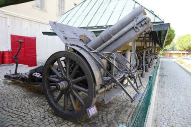 İSTANBUL, TÜRKİYE - Ağustos 04, 2024: İstanbul Askeri Müzesinde Bombardıman