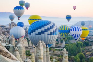 Kapadokya 'da Sıcak Hava Balonu, Nevsehir Şehri, Türkiye