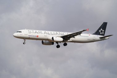 ISTANBUL, TURKIYE - JULY 11, 2024: Turkish Airlines Airbus A321-231 (2868) landing to Istanbul International Airport clipart