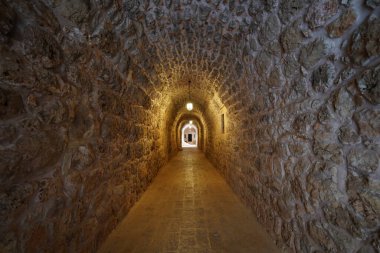 MARDIN, TURKIYE - Şubat 03, 2025: Midyat Town, Mardin 'deki Mor Gabriel Manastırı