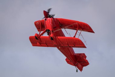 ESKISEHIR, TURKIYE - 22 Eylül 2024: Sivrihisar SHG Hava Gösterisinde Özel Aviat S-2S Pitts Special (2002)