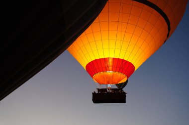 Kapadokya 'da Sıcak Hava Balonu, Nevsehir Şehri, Türkiye