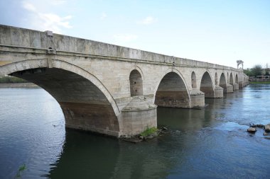 Meric Nehri üzerindeki Meric Köprüsü, Edirne Şehri, Türkiye