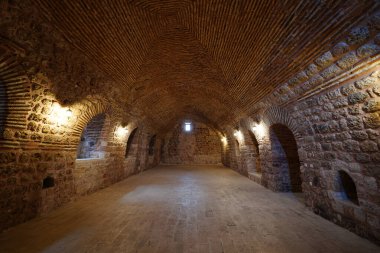 MARDIN, TURKIYE - Şubat 03, 2025: Midyat Town, Mardin 'deki Mor Gabriel Manastırı