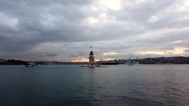 İstanbul Boğazı 'ndaki Bakireler Kulesi, İstanbul Kenti, Türkiye