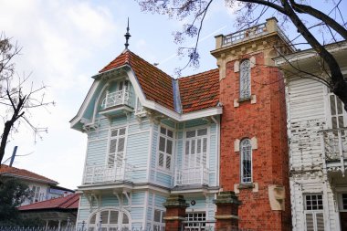 Buyuk Ada 'da eski bir bina, İstanbul, Türkiye