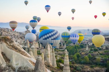 Kapadokya 'da Sıcak Hava Balonu, Nevsehir Şehri, Türkiye