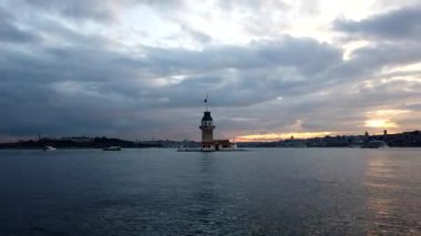 İstanbul Boğazı 'ndaki Bakireler Kulesi, İstanbul Kenti, Türkiye