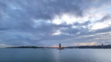 İstanbul Boğazı 'ndaki Bakireler Kulesi, İstanbul Kenti, Türkiye
