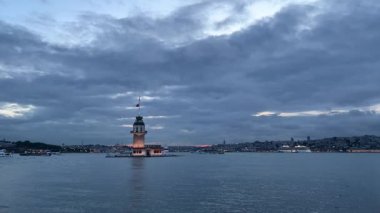 İstanbul Boğazı 'ndaki Bakireler Kulesi, İstanbul Kenti, Türkiye