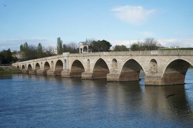 Meric Nehri üzerindeki Meric Köprüsü, Edirne Şehri, Türkiye