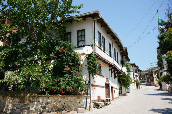 Старое здание в городе Таракли, г. Сакарья, Туркие