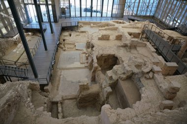 GAZIANTEP, TÜRKİYE - ŞUBAT 01, 2025: Zeugma Antik Şehir Harabeleri