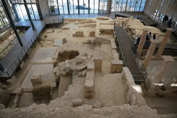 GAZIANTEP, TÜRKİYE - ŞUBAT 01, 2025: Zeugma Antik Şehir Harabeleri