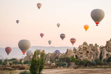 Kapadokya 'da Sıcak Hava Balonları, Nevsehir Şehri, Türkiye