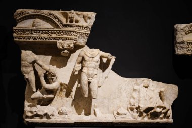 ANTALYA, TURKIYE - 23 Mart 2025: Antalya Arkeoloji Müzesinde lahit