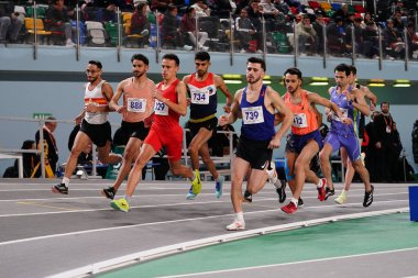 İSTANBUL, TÜRKİYE - 23 Şubat 2025: Atakoy Atletizm Şampiyonası 'nda koşan sporcular