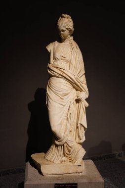 ANTALYA, TURKIYE - 23 Mart 2025: Antalya Arkeoloji Müzesinde Mousa Heykeli