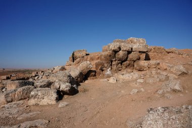 Şanlıurfa Şehri, Türkiye 'deki Suayip antik kentinin kalıntıları