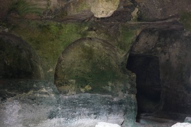 Samandağ 'daki Besikli Mağarası, Hatay Şehri, Türkiye