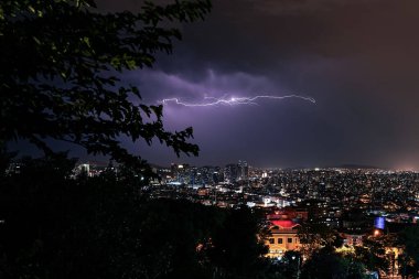 İstanbul 'da Şimşek, Türkiye