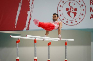 ANTALYA, TURKIYE - 23 Mart 2025: Ferhat ARICAN FIG Artistik Jimnastik Aygıtları Dünya Kupası 2025, Antalya