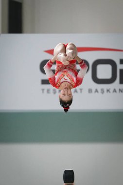 ANTALYA, TURKIYE - 23 Mart 2025: Zhuofan Tian FIG Artistik Jimnastik Aletleri Dünya Kupası 2025, Antalya