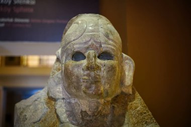 CORUM, TURKIYE - 29 Mart 2025: Corum şehrindeki Bogazkale Müzesinde Sfenks